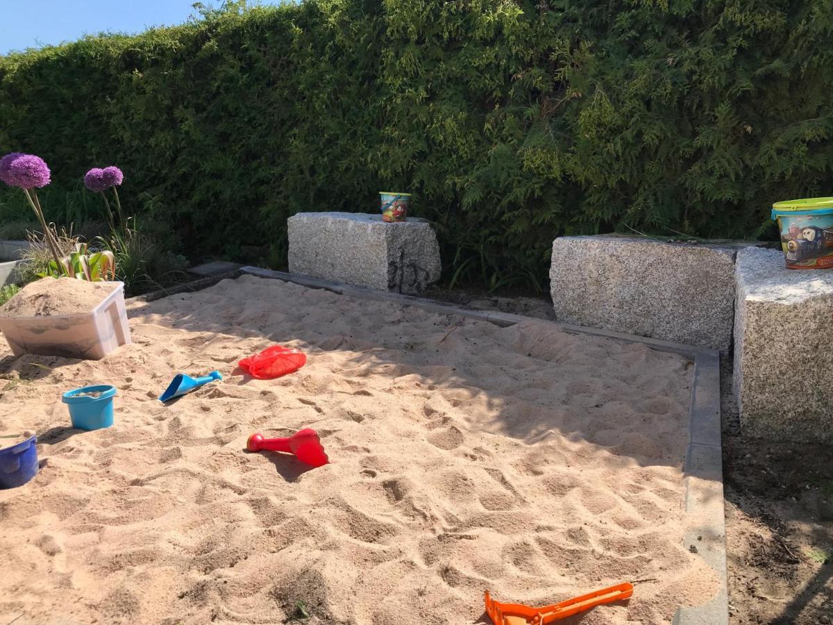 Hatzels Haeuschen Zirndorf Exterior foto
